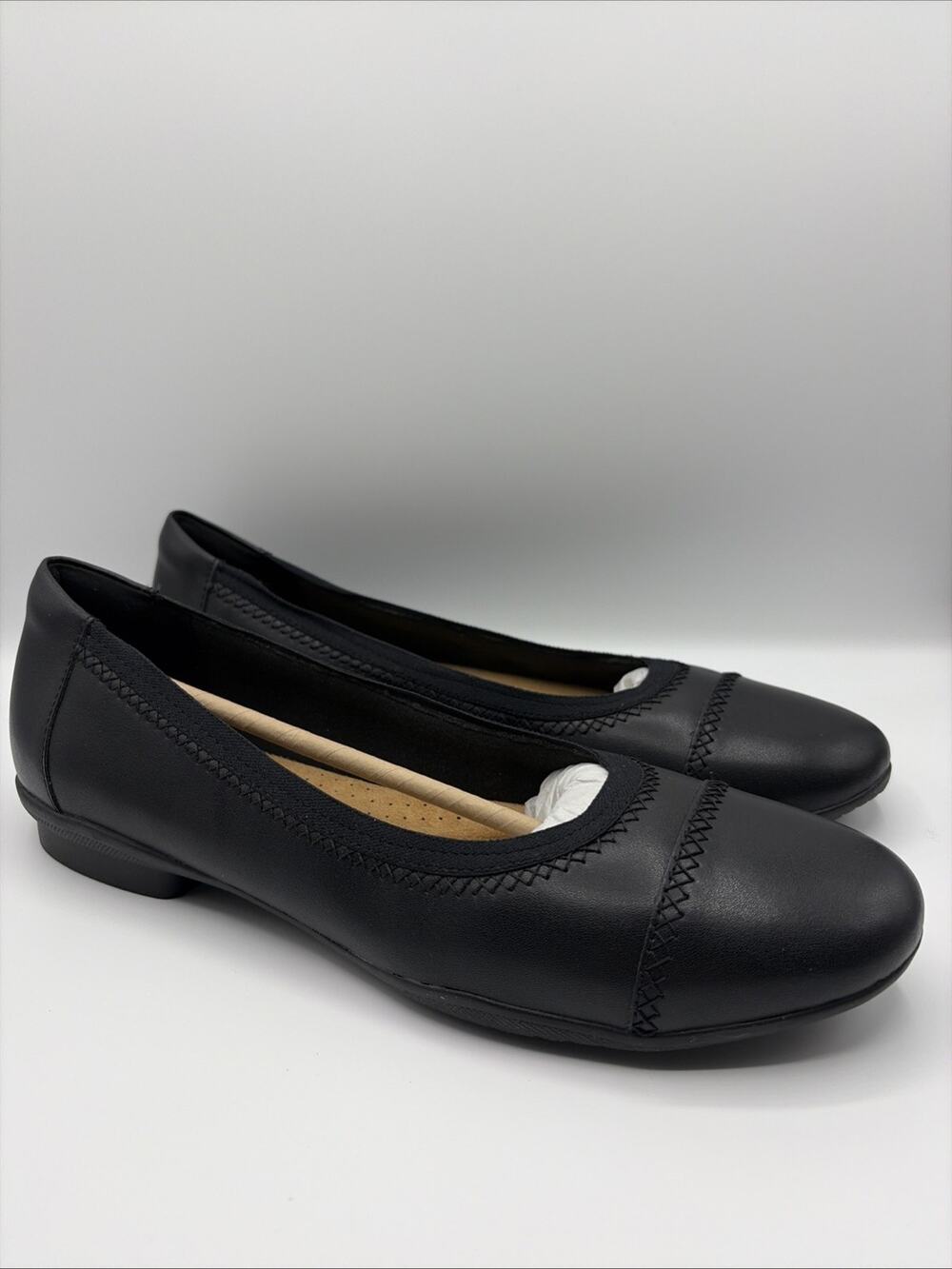 Clarks Women's Sara Bay Ballet Flat, Black Leather, Us Sz 12 M NWT